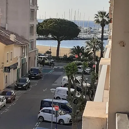 T1 Bis A 50 M De La Plage Sainte-Maxime Exterior foto