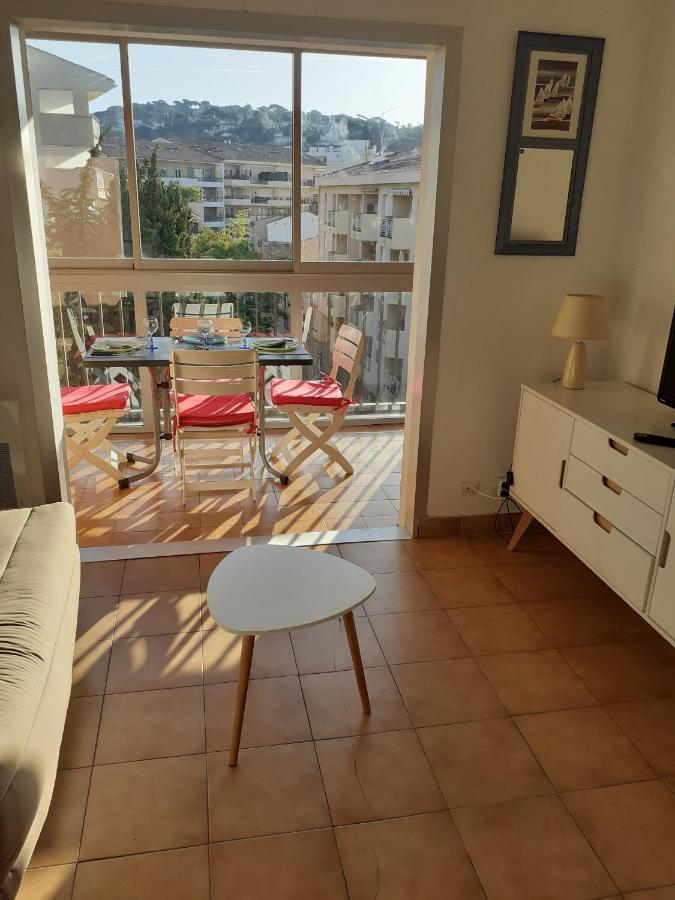 Apartment T1 Bis A 50 M De La